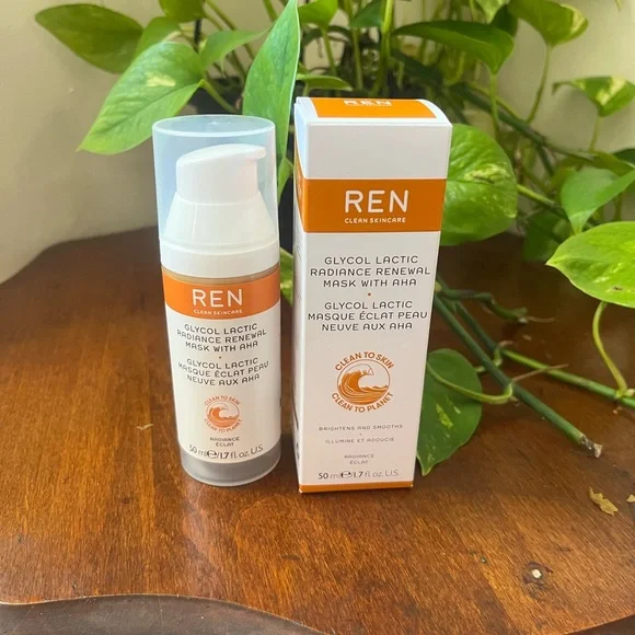 REN Glycol Lactic Radiance Renewal Mask - Picture 5 of 5